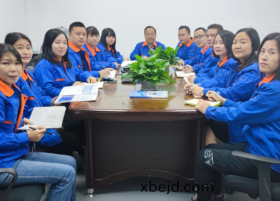 糰隊(dui)風(feng)採